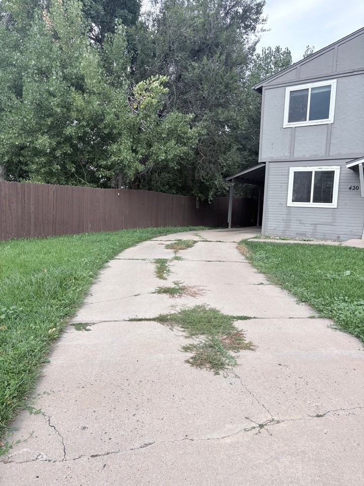 420 S Fenton St - Photo 2 of 20