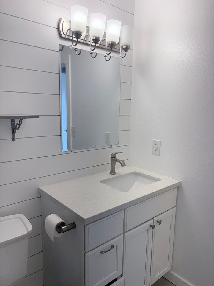 420 S Fenton St - Photo 7 of 20