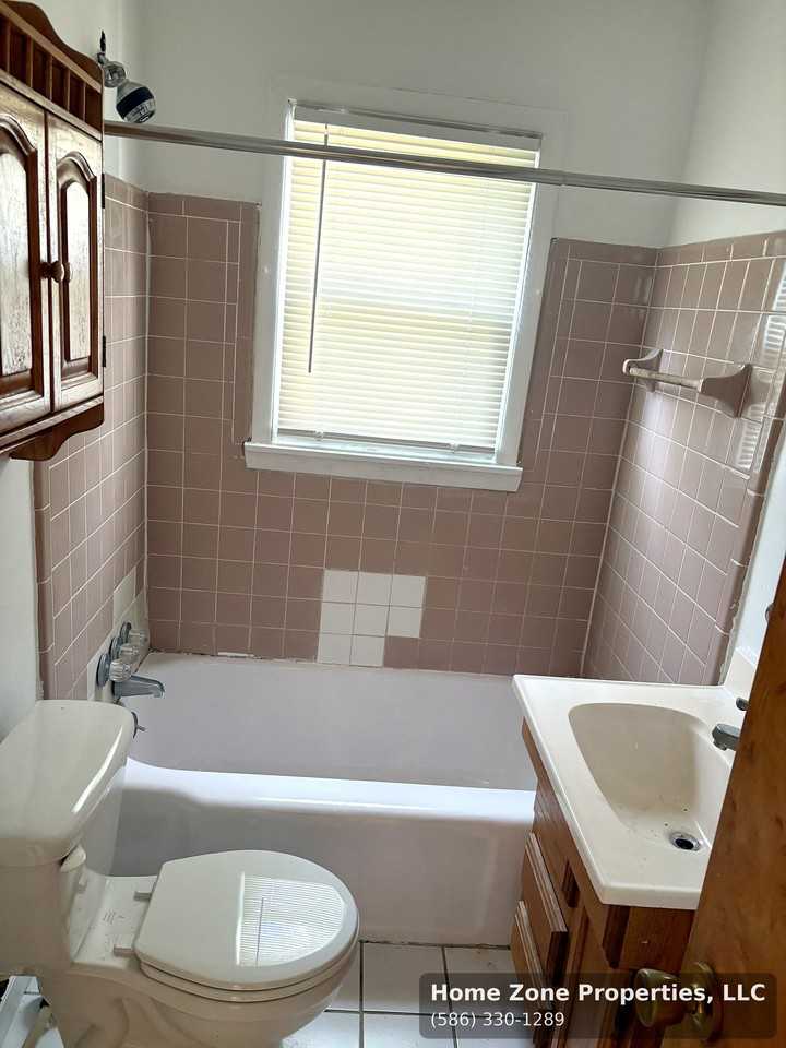 486 Fildew Ave - Photo 6 of 7