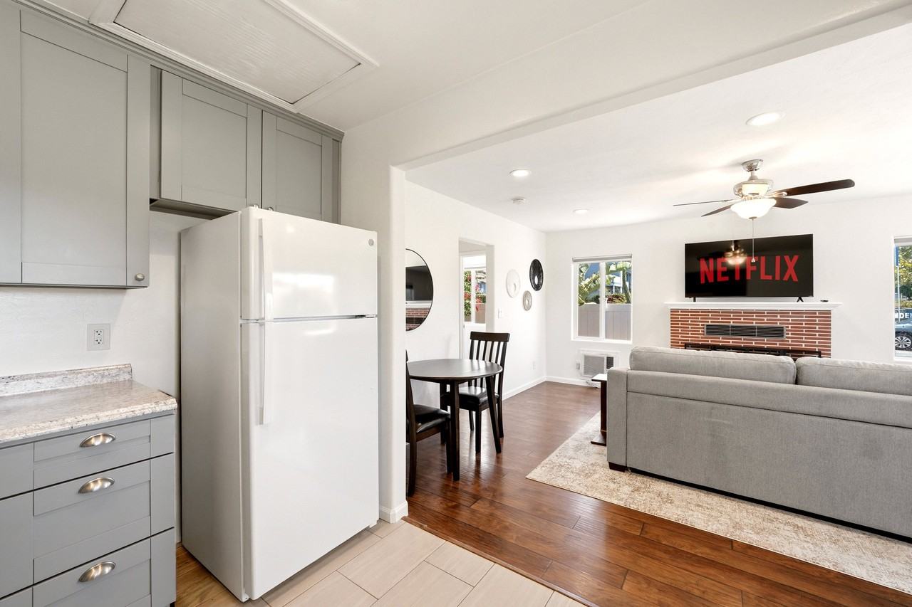 475 Taft Ave - Photo 2 of 20