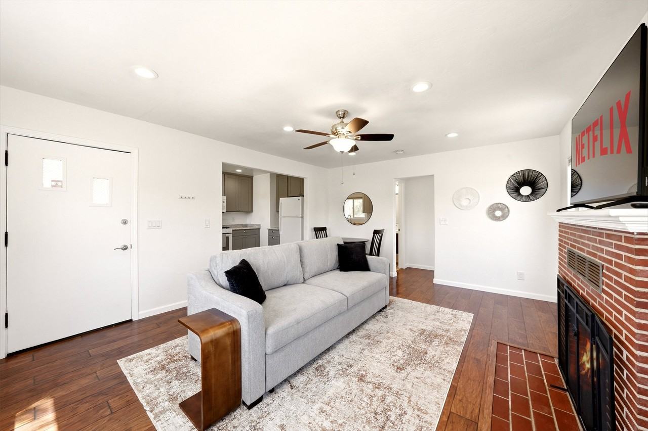 475 Taft Ave - Photo 3 of 20