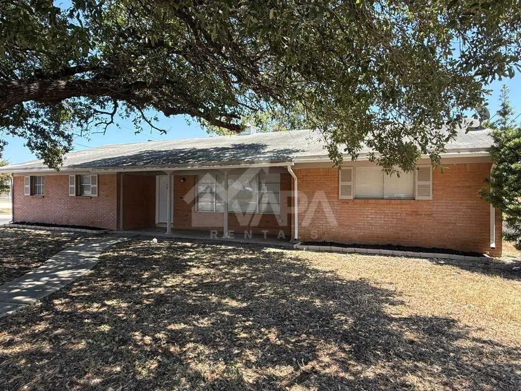 3602 Skylark Ave - Photo 2 of 18
