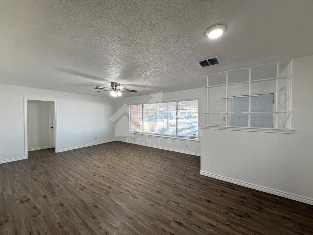 3602 Skylark Ave - Photo 7 of 18