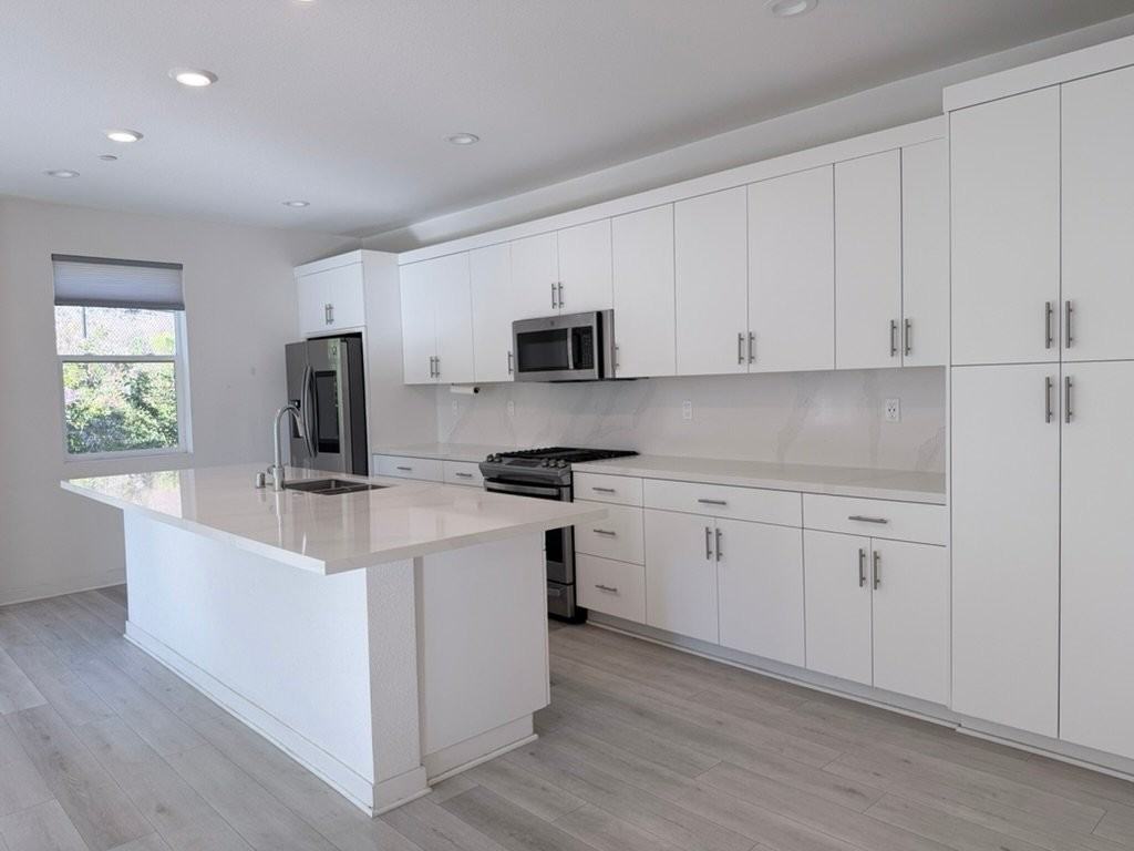 3024 Marquee Way - Photo 3 of 20