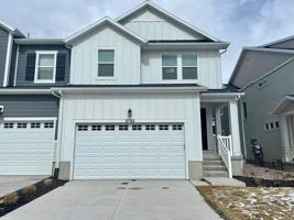 featured image of 3792 W Big Horn Dr