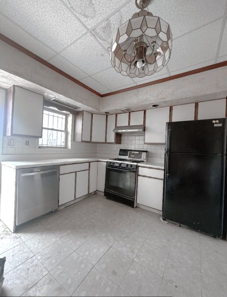 1137 W Porter St - Photo 2 of 7