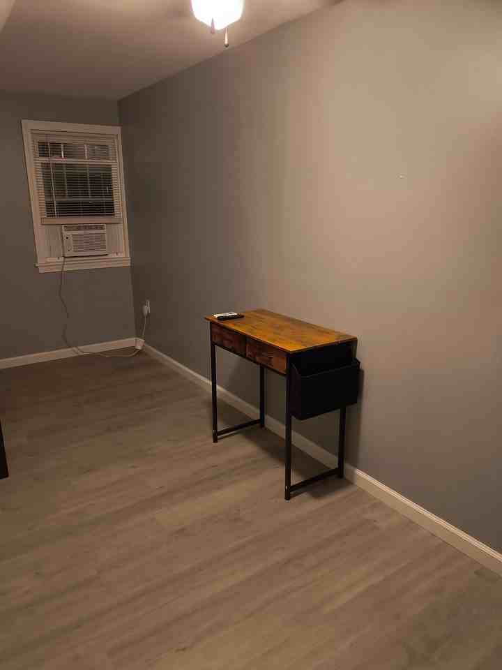 157 Lynch St - Photo 3 of 8
