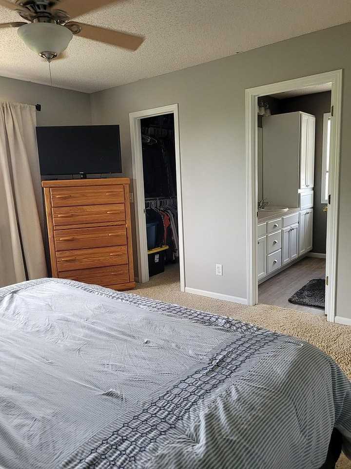 21377 Independence Ave - Photo 4 of 16