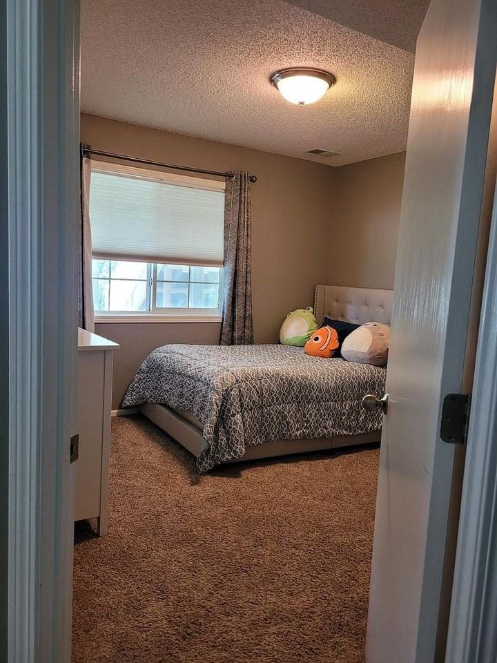 21377 Independence Ave - Photo 5 of 16
