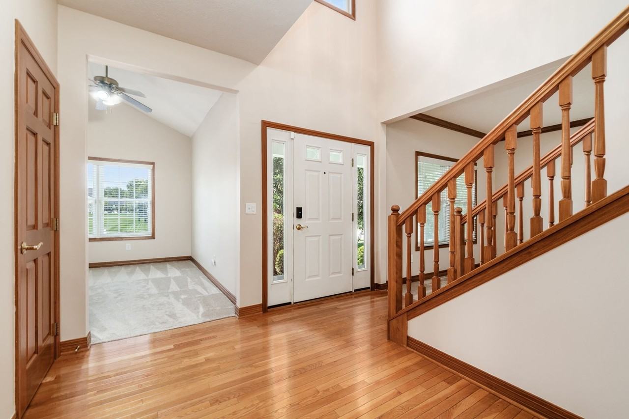 6799 Greenspire Dr - Photo 7 of 43