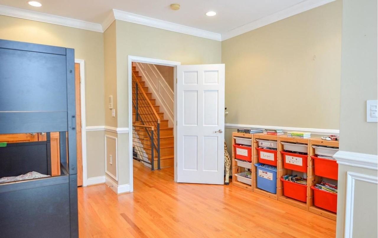827 4th St Ne - Photo 4 of 7