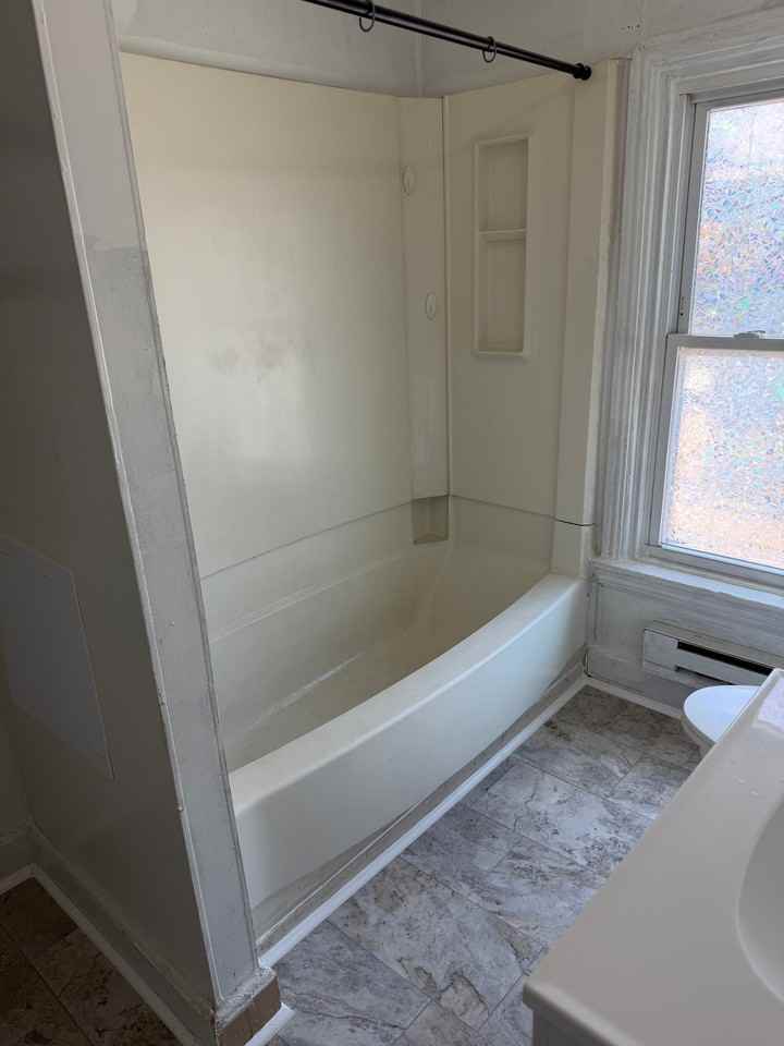 173 E Penn St #3 - Photo 4 of 8