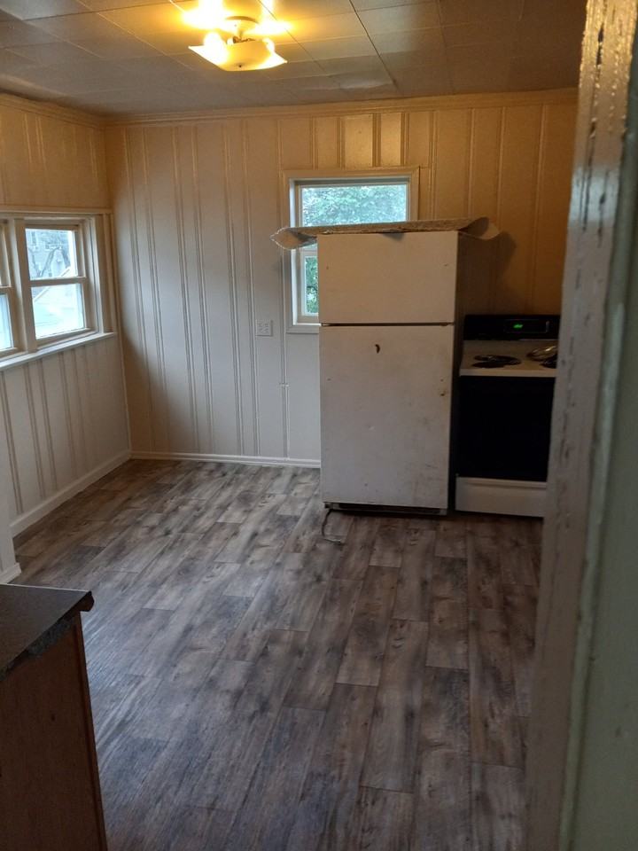 173 E Penn St #3 - Photo 6 of 8