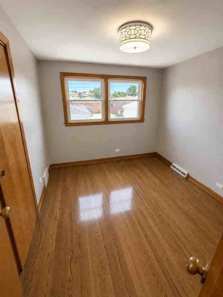 11251 S Avenue L #1 - Photo 6 of 10