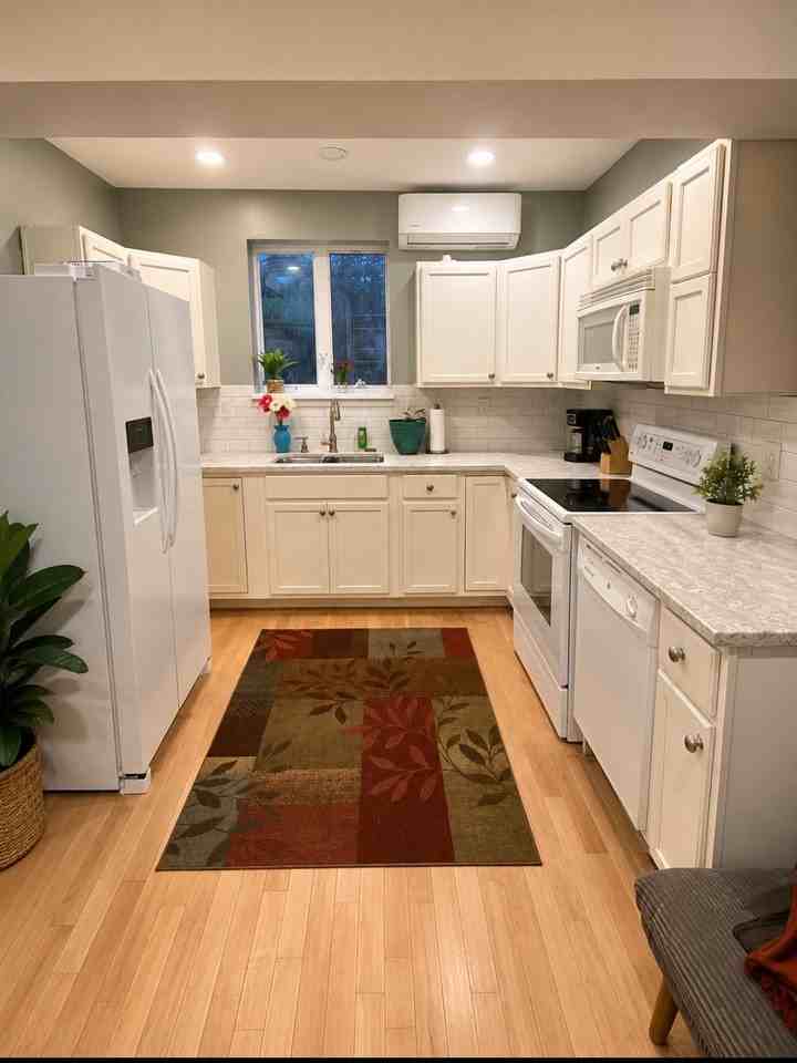 108 Spruce St #2