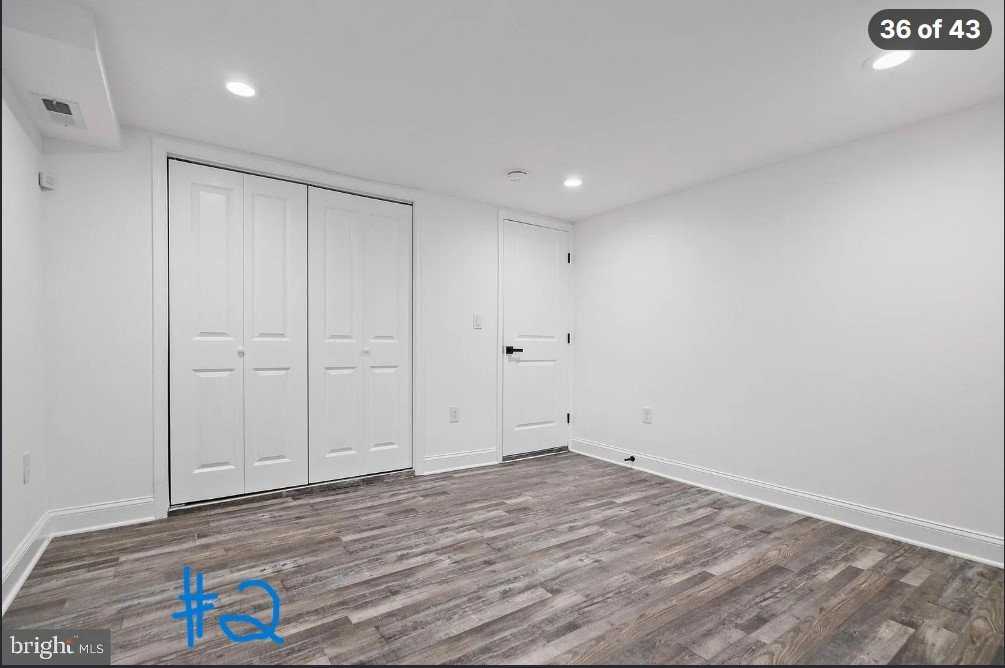 500 N Lakewood Ave - Photo 2 of 9