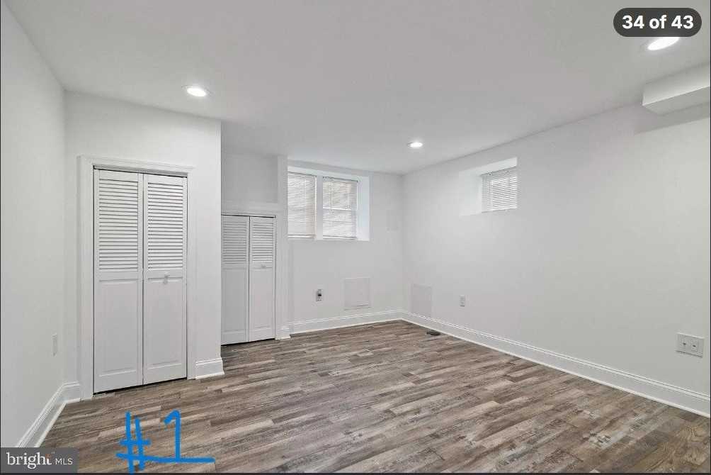 500 N Lakewood Ave - Photo 3 of 9