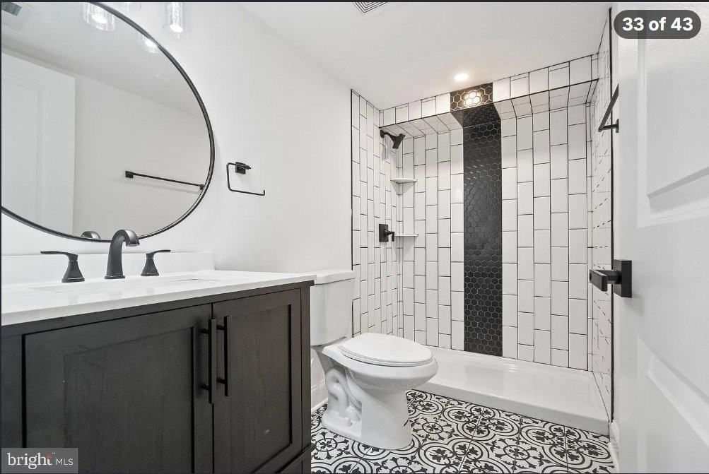 500 N Lakewood Ave - Photo 7 of 9