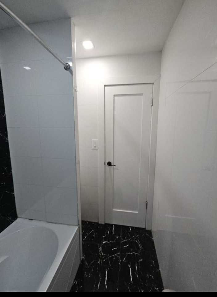 325 Avenue E #3 - Photo 5 of 7