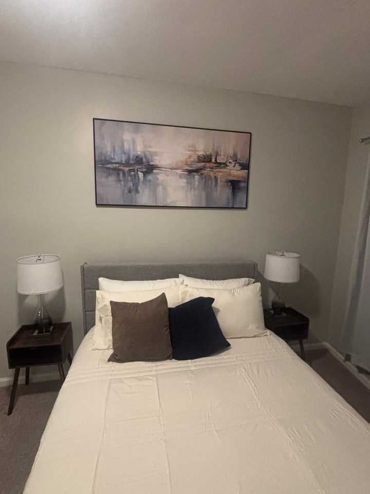 17211 Baisley Blvd #2 - Photo 3 of 14