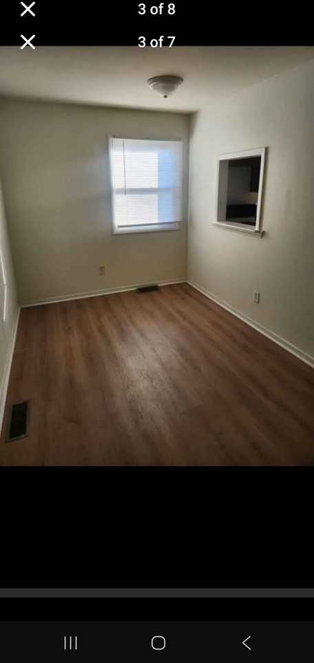 417 Portland Ct - Photo 3 of 5