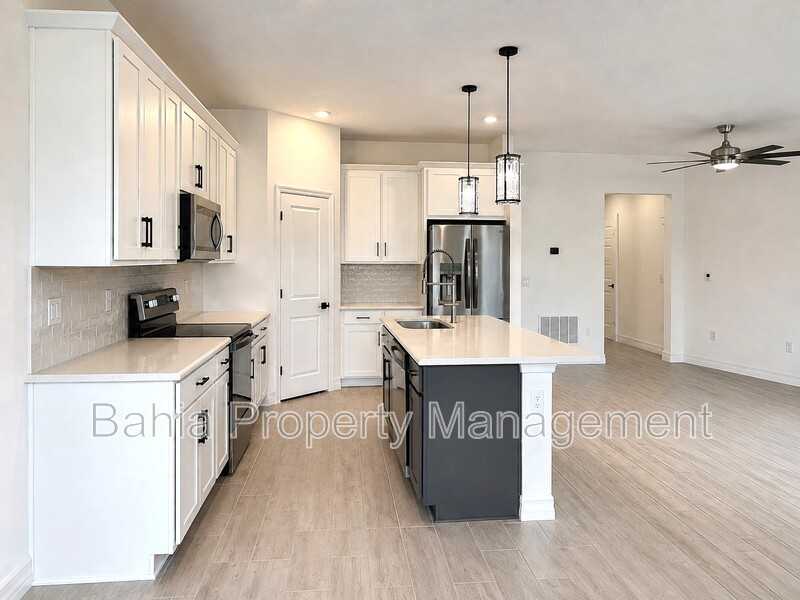 5815 Camilla St - Photo 7 of 23