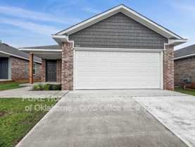 927 Hudson Rd - Photo 1 of 1