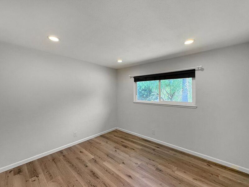 552 Luna Dr - Photo 7 of 22
