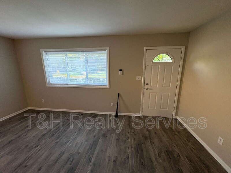 8138 E 34th St - Photo 4 of 19