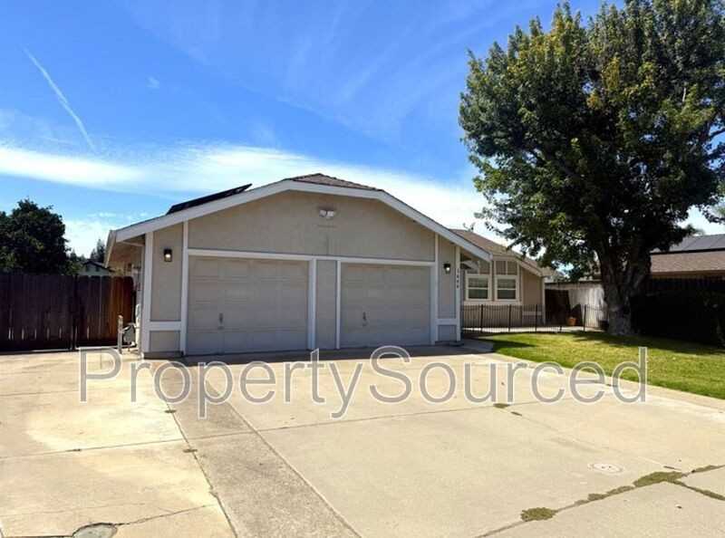 1444 Snead Ct - Photo 2 of 50