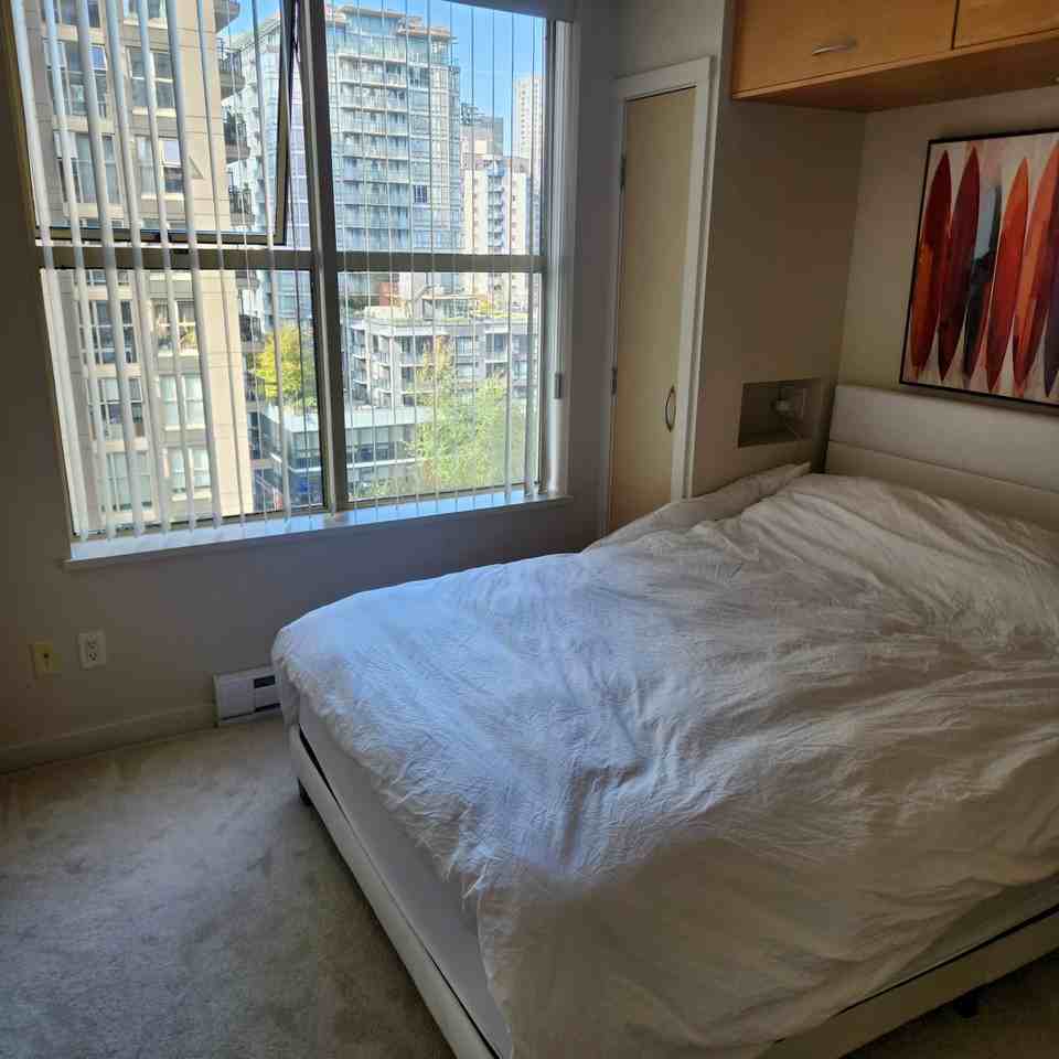 969 Richards Street - Photo 2 of 12