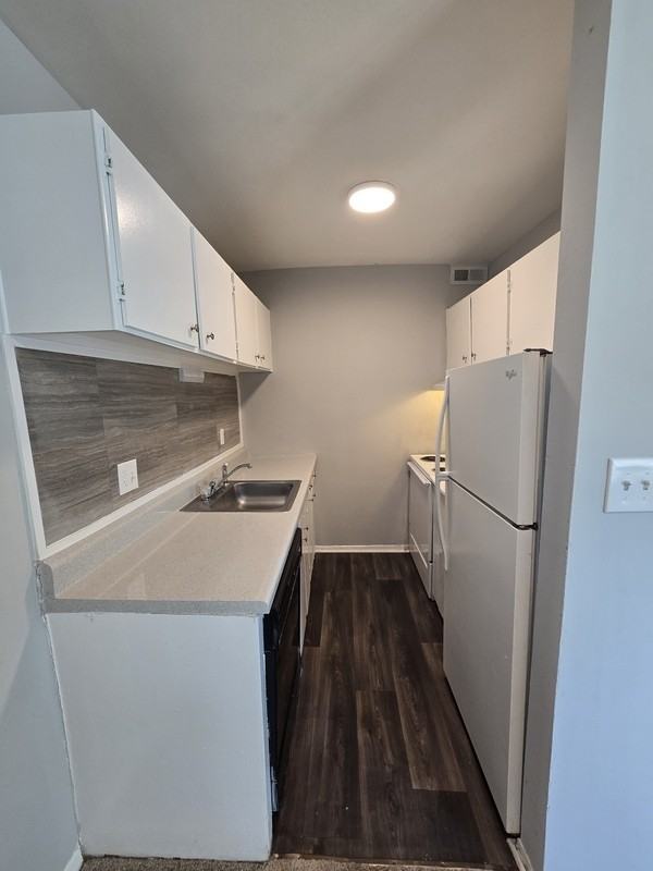 1227 Nelson St #D - Photo 6 of 18