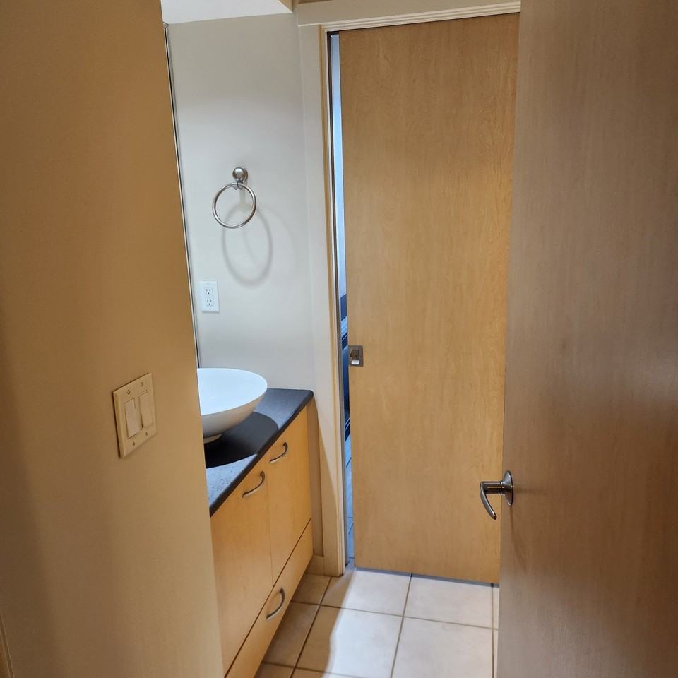 969 Richards Street - Photo 3 of 12