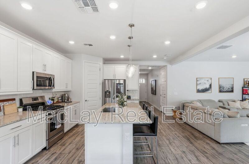 1166 E Weatherby Way - Photo 3 of 50