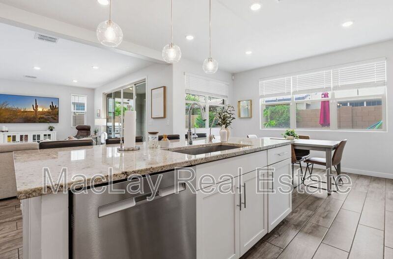 1166 E Weatherby Way - Photo 4 of 50