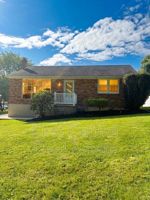 featured image of 755 York St