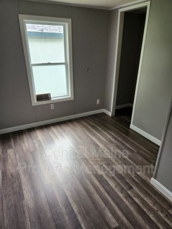 1 Austin Dr - Photo 6 of 7
