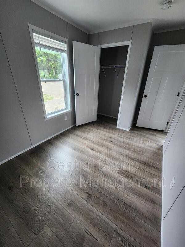 4 Austin Dr - Photo 4 of 11