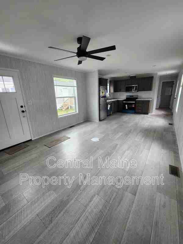 9 Austin Dr - Photo 2 of 9