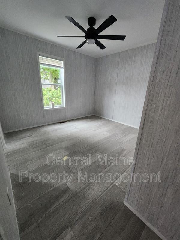 9 Austin Dr - Photo 7 of 9
