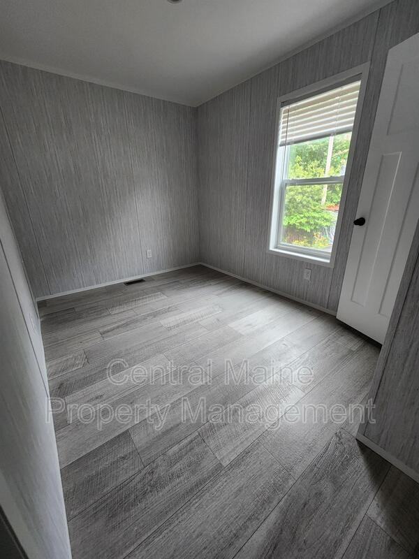 11 Austin Dr - Photo 4 of 9
