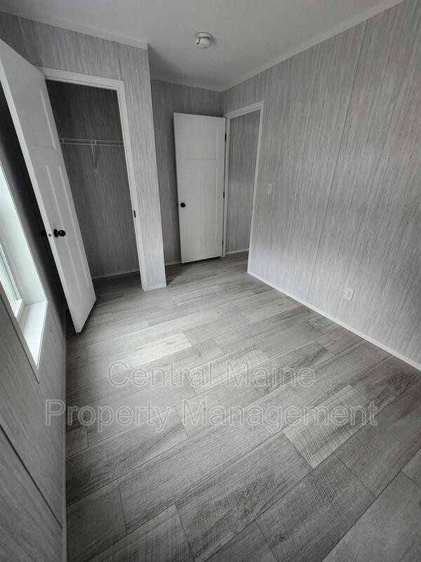 11 Austin Dr - Photo 5 of 9