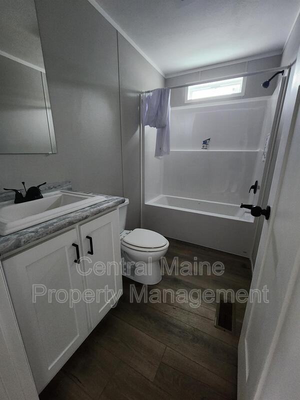 13 Austin Dr - Photo 3 of 9