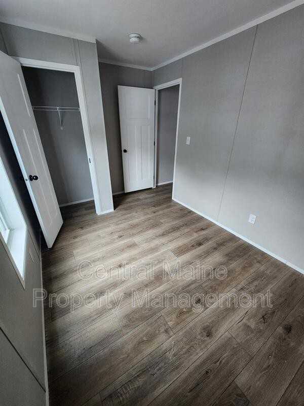 13 Austin Dr - Photo 5 of 9