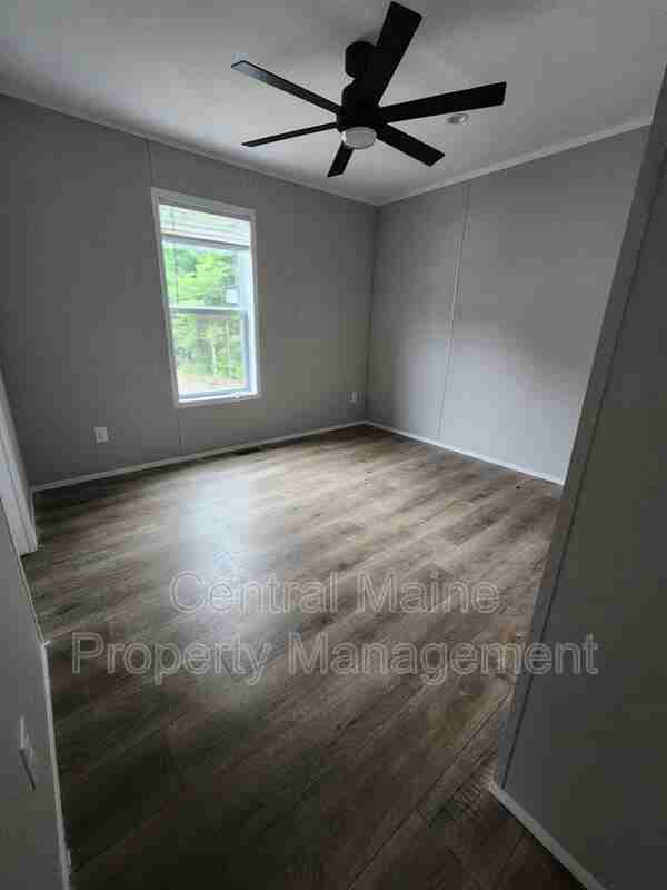 13 Austin Dr - Photo 7 of 9