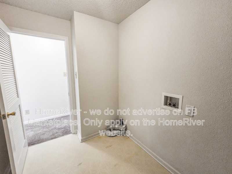 7144 Sycamore Grove Ct - Photo 7 of 24