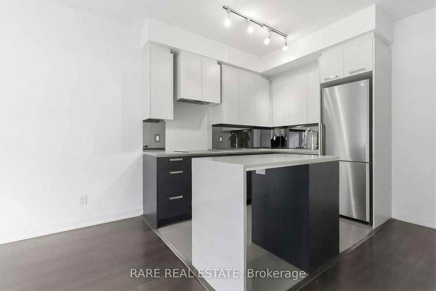 1830 Bloor Street West #209 - Photo 6 of 21