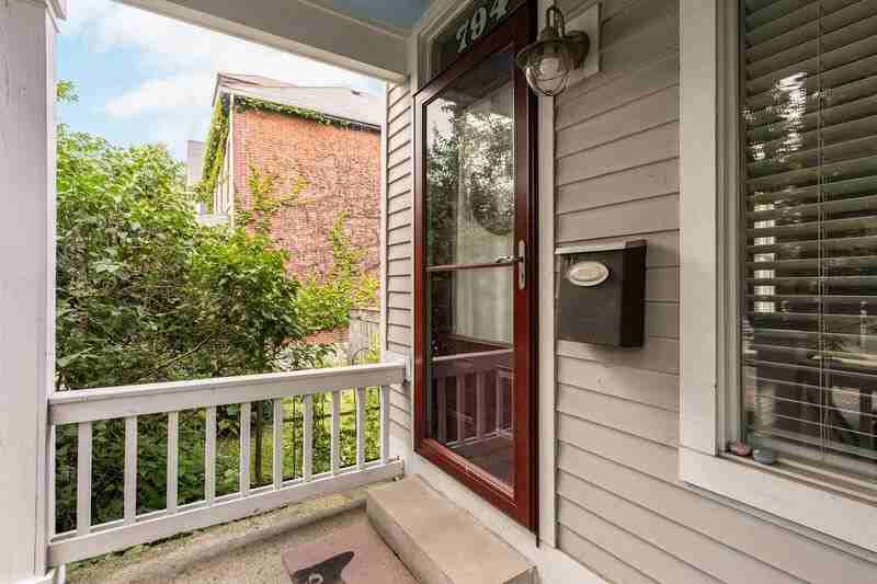 794 Hamlet St - Photo 2 of 37