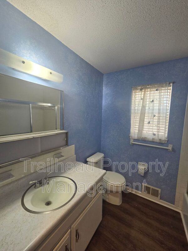 7140 Crisp Ave - Photo 7 of 14
