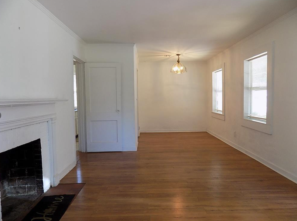 1611 Lyndle Rd - Photo 4 of 8